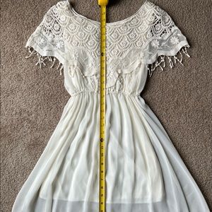 Cute vintage mini dress.